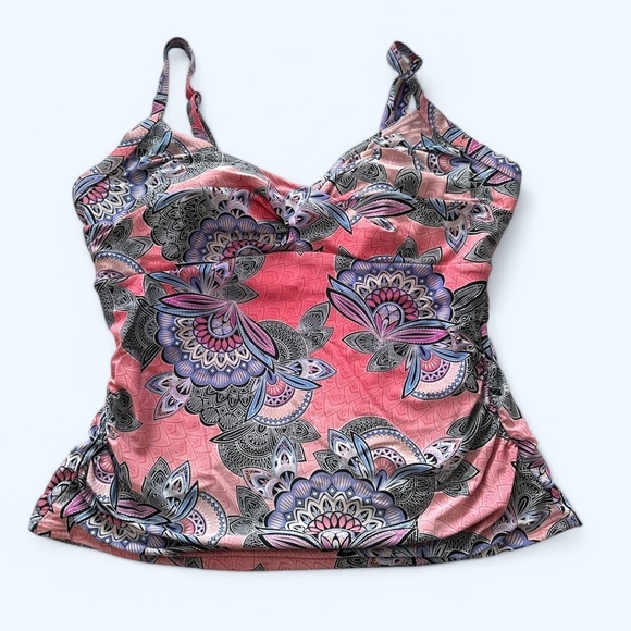 Plus Size Floral Pink and Purple Tankini Top - Picture 2 of 4